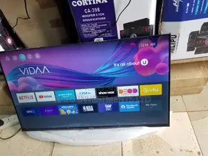 Hisense 40inches Smart (4K)