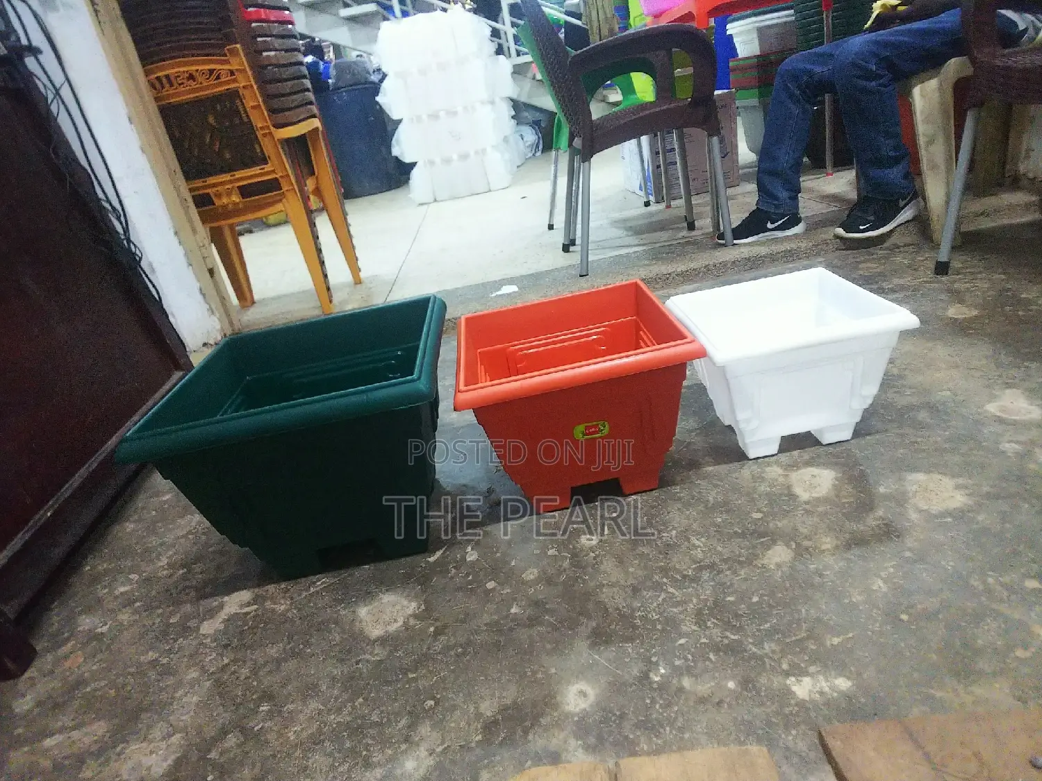 Plastic Squared Flower Pot