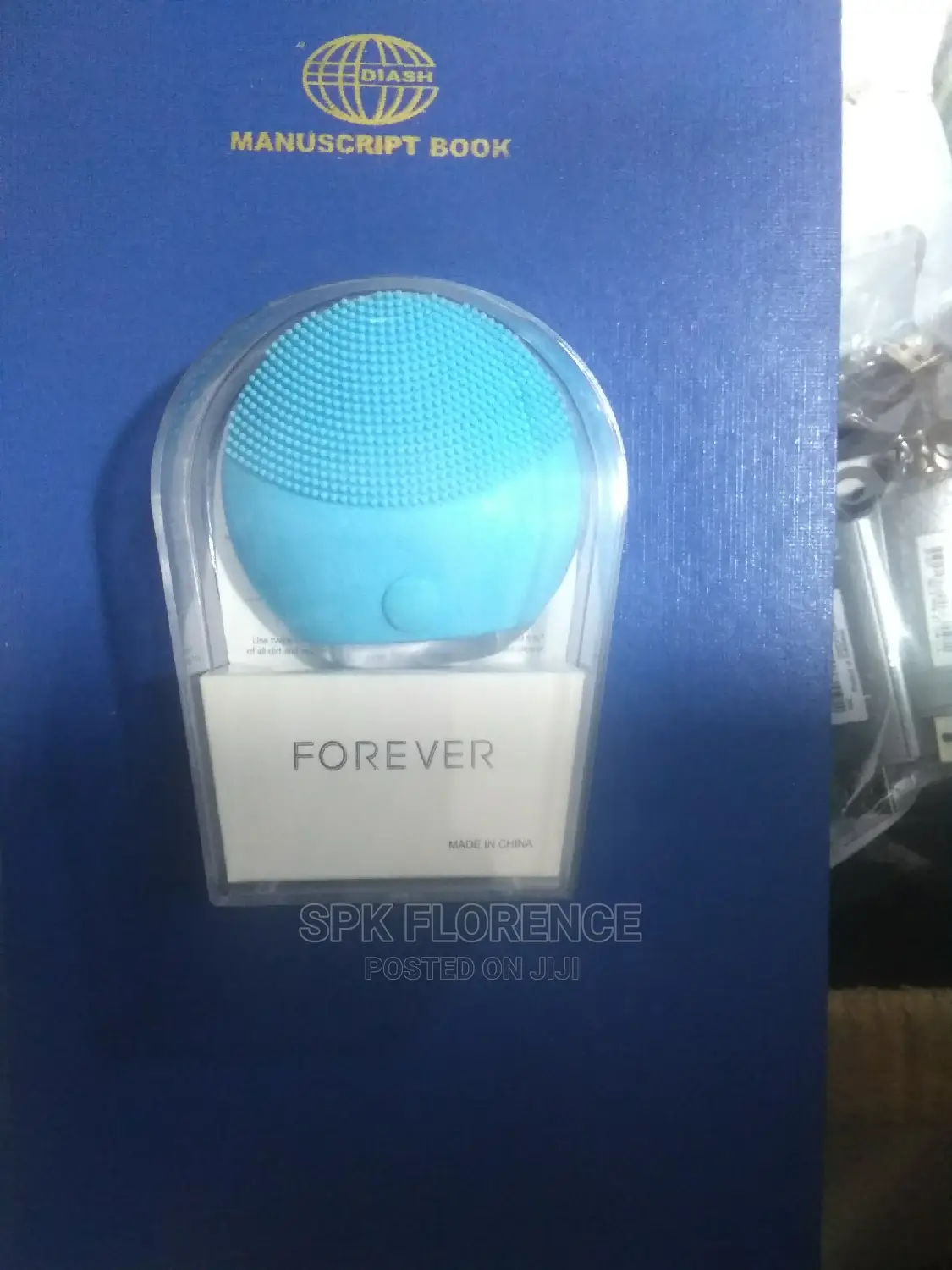 Forever Facial - Cleansing Device