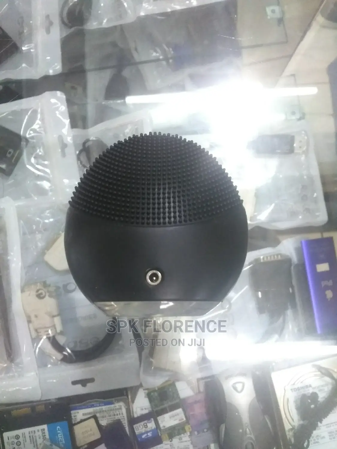 Forever Facial - Cleansing Device