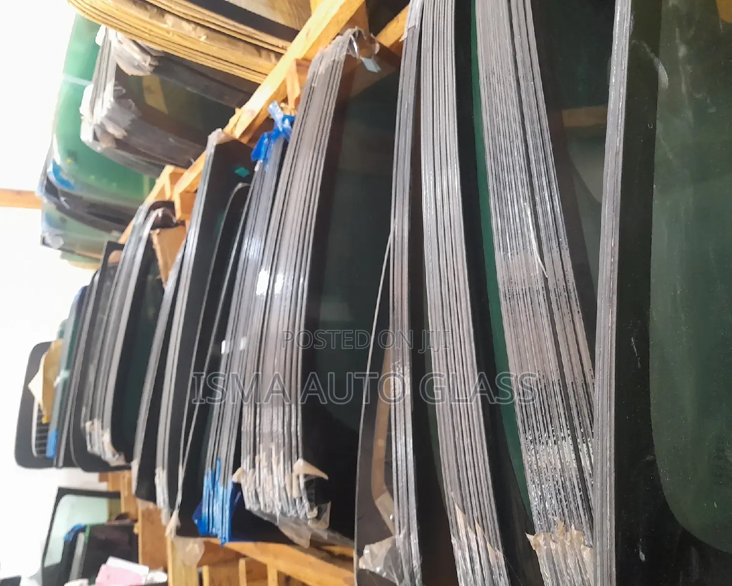 Windscreen Glasses and Rear Boot Glasses