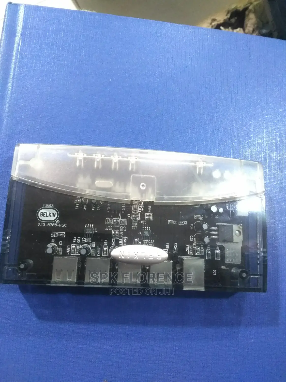 Belkin Usb 4- Port Hub F5u021