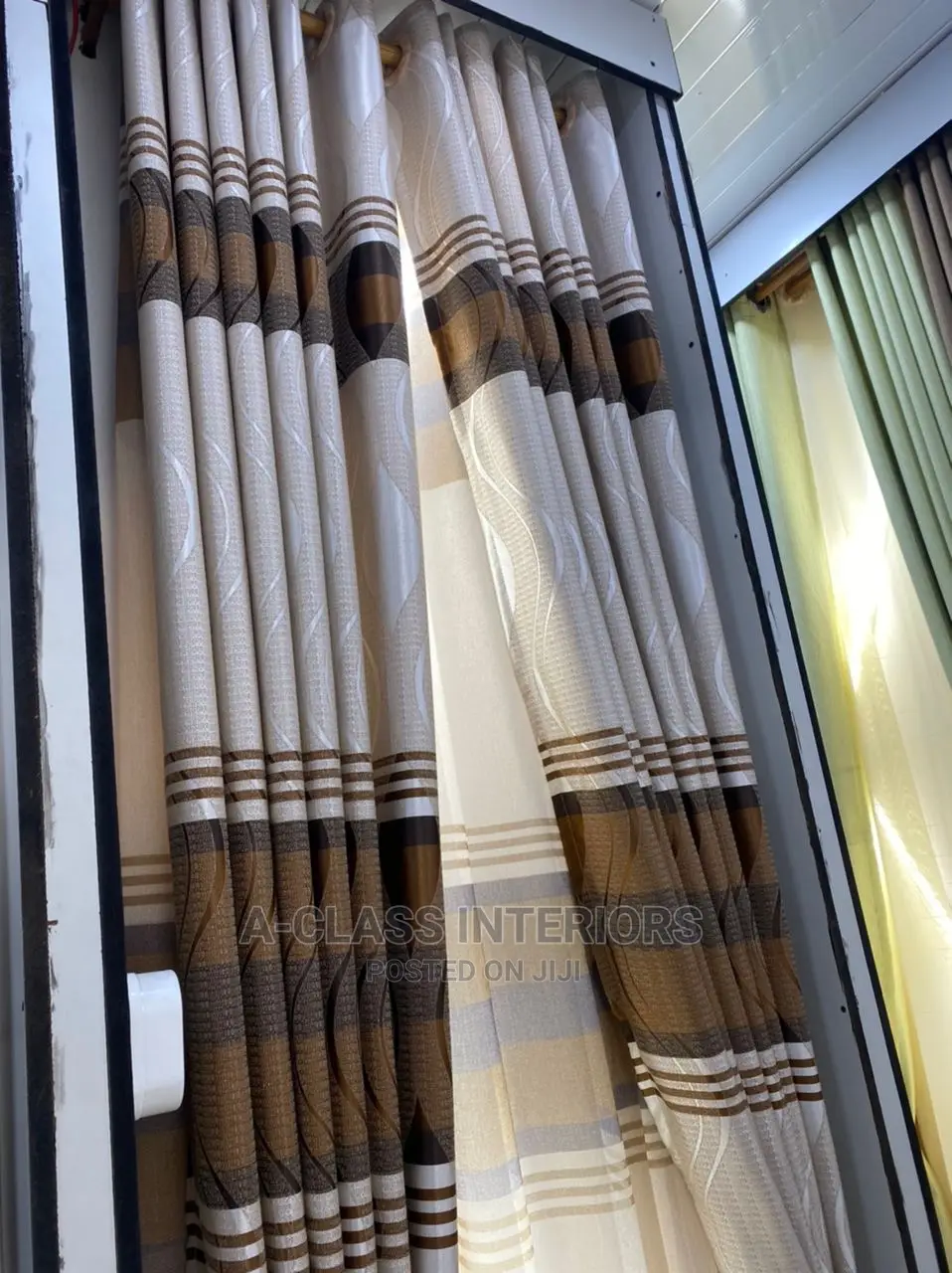 Curtains Per Meter