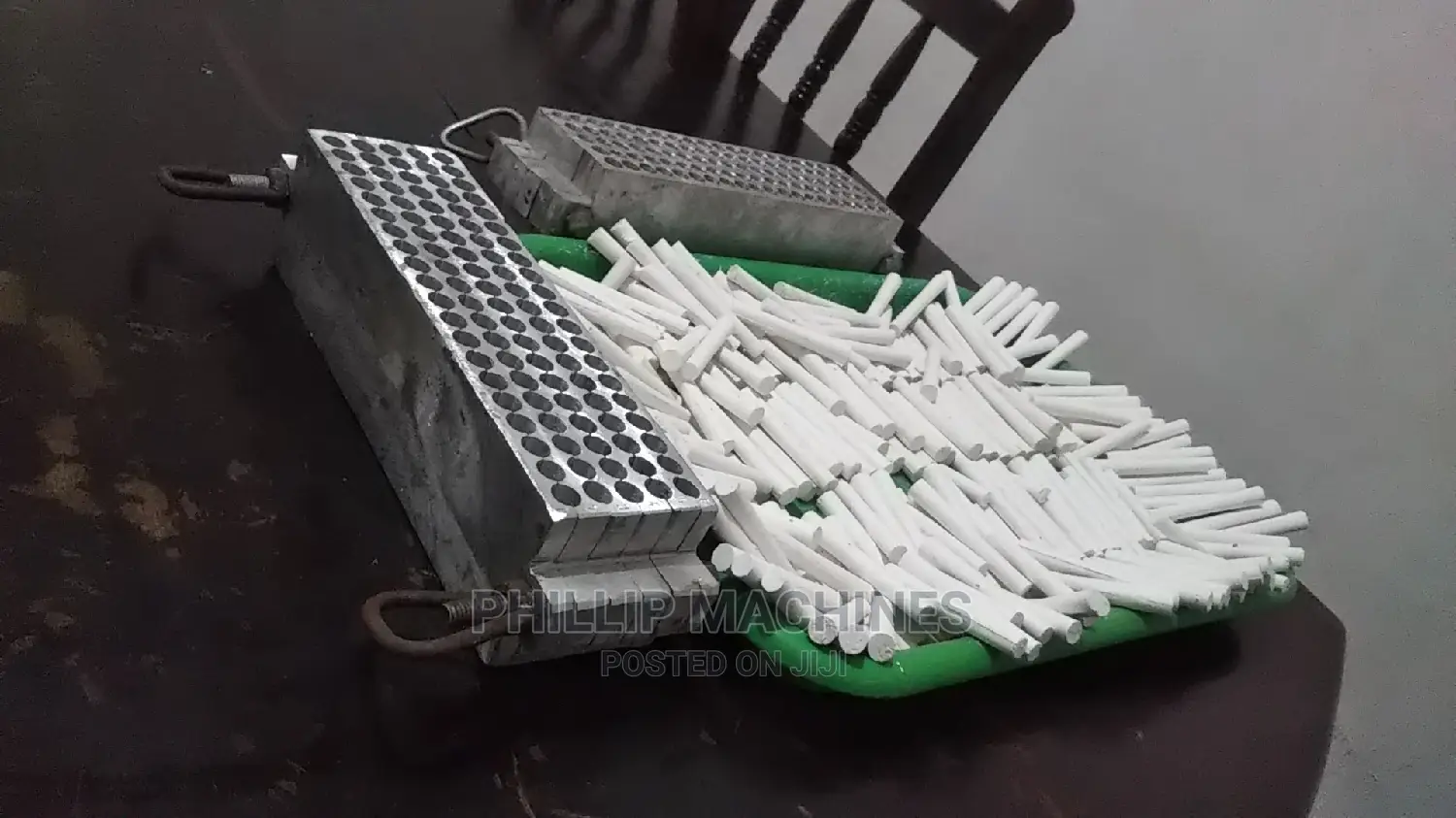 Learn How to Make School Chalk and Start Making Money