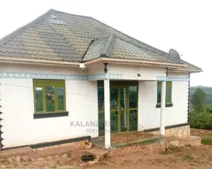Furnished 6bdrm House in Ed Estates, Central Division for Sale