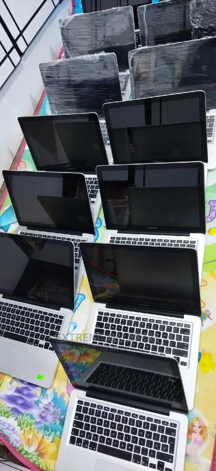 Laptop Apple MacBook Pro 2011 4GB Intel Core I5 HDD 320GB