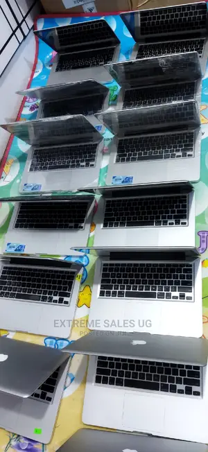 Laptop Apple MacBook Pro 2011 4GB Intel Core I5 HDD 320GB