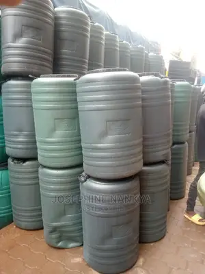 Water Drum 240 Liters, Black With Handle