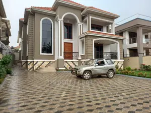 Furnished 6bdrm House in Munyonyo Common, Makindye for Sale