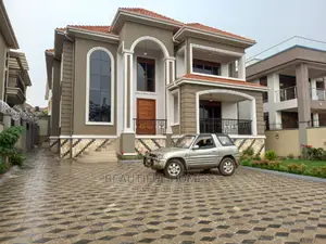 Furnished 6bdrm Duplex in Munyonyo, Makindye for Sale