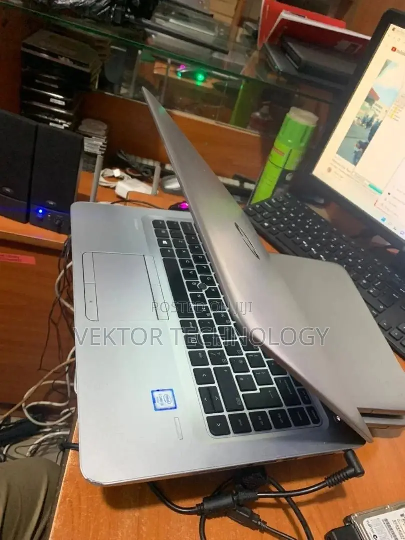 Laptop HP EliteBook 840 G3 8GB Intel Core I5 HDD 500GB
