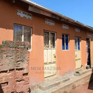 3bdrm House in Kyengera Town, Central Division for sale
