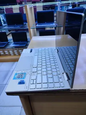 Laptop HP Envy 13 16GB Intel Core I7 SSD 256GB