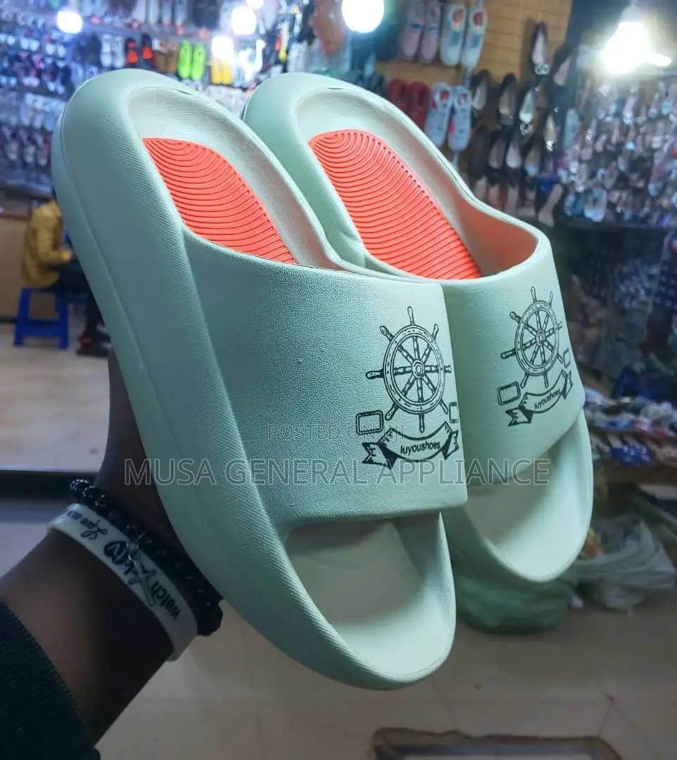 Runner Sandals