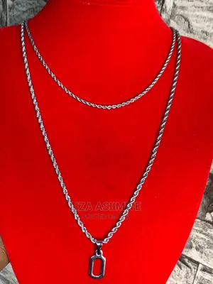 Men’S Simple Necklaces Available