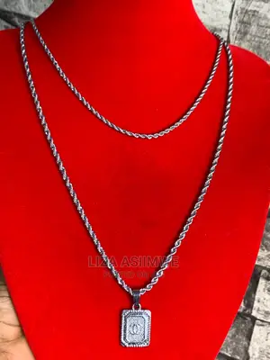 Men’S Simple Necklaces Available