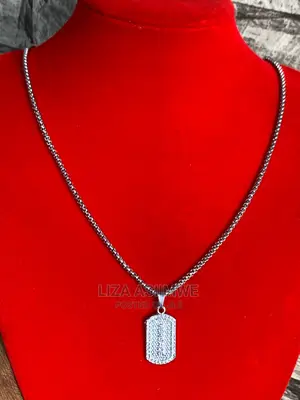 Men’S Simple Necklaces Available