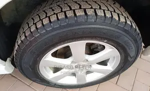 Toyota Vanguard 2009 White