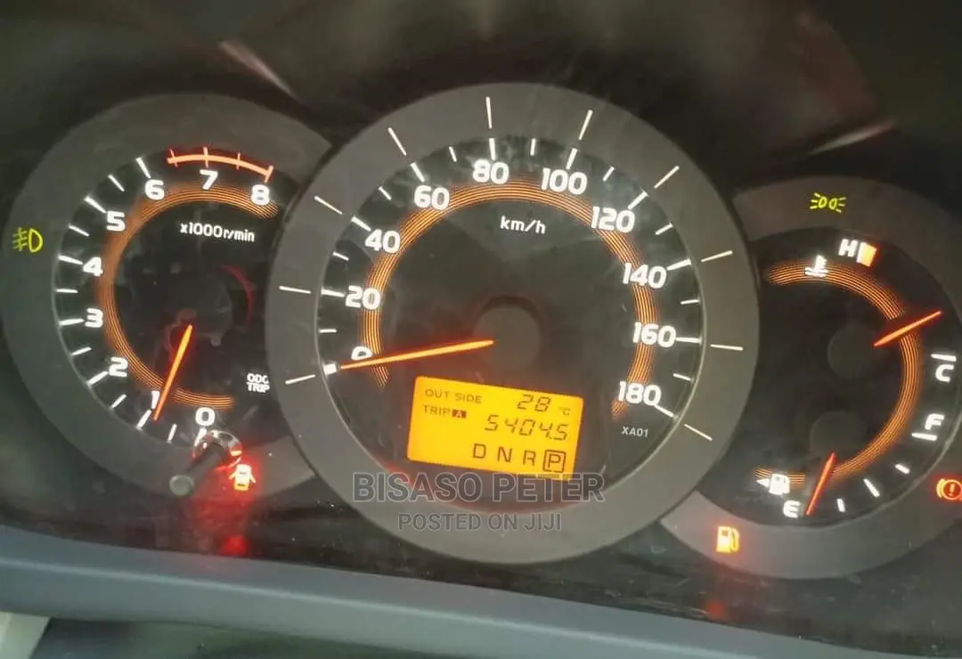 Toyota Vanguard 2009 White