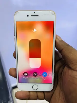 Apple iPhone 8 64 GB Gold