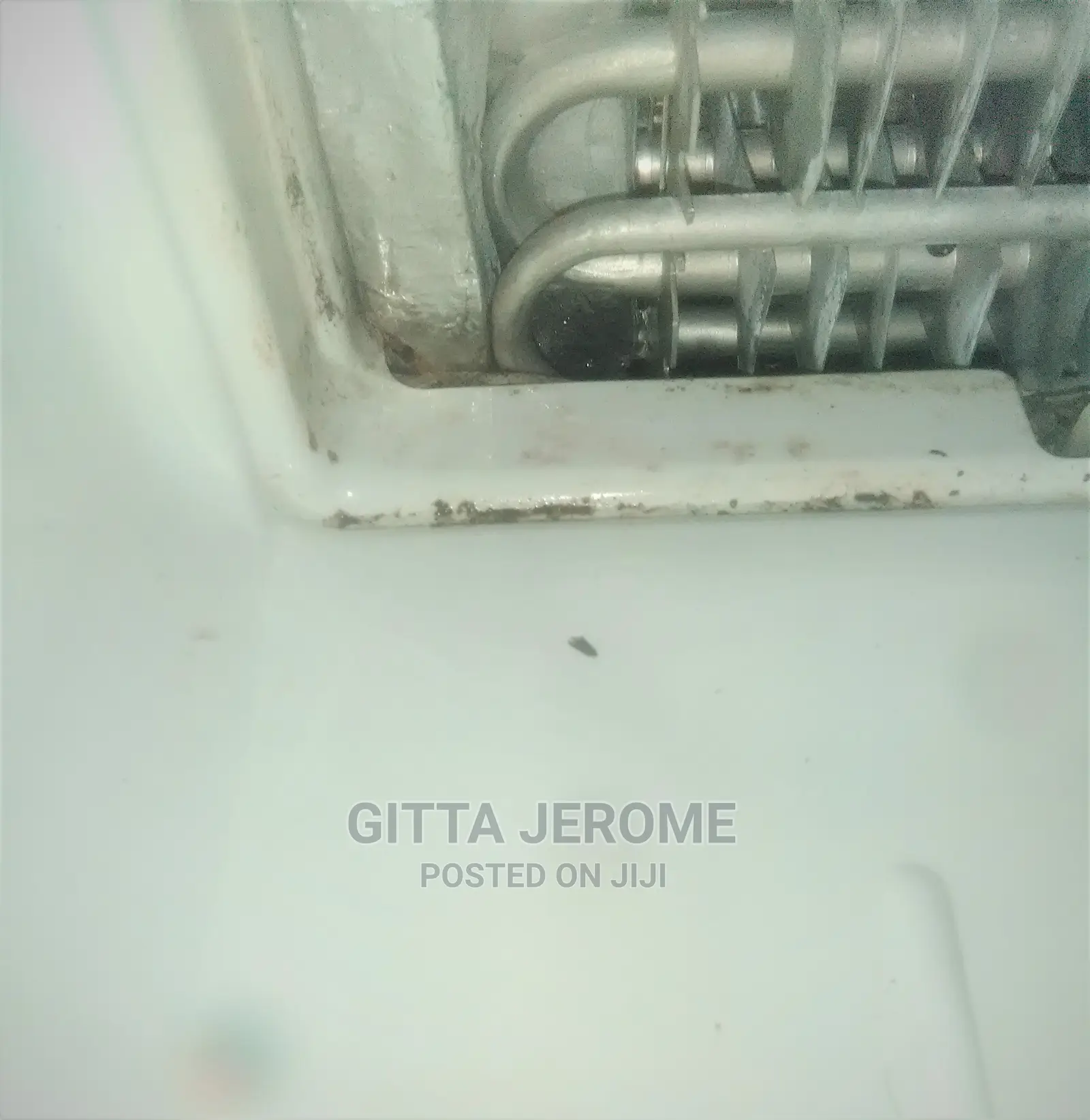 Fridge Repair Mechanic / Technician