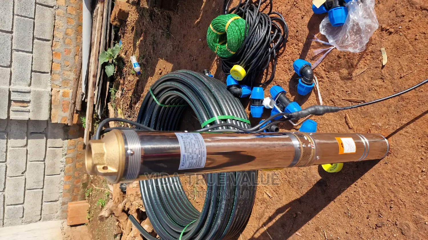 Water Pump 75m Max Polar
