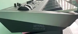 Yamaha MODX 6, 61 Key Synthesiser.