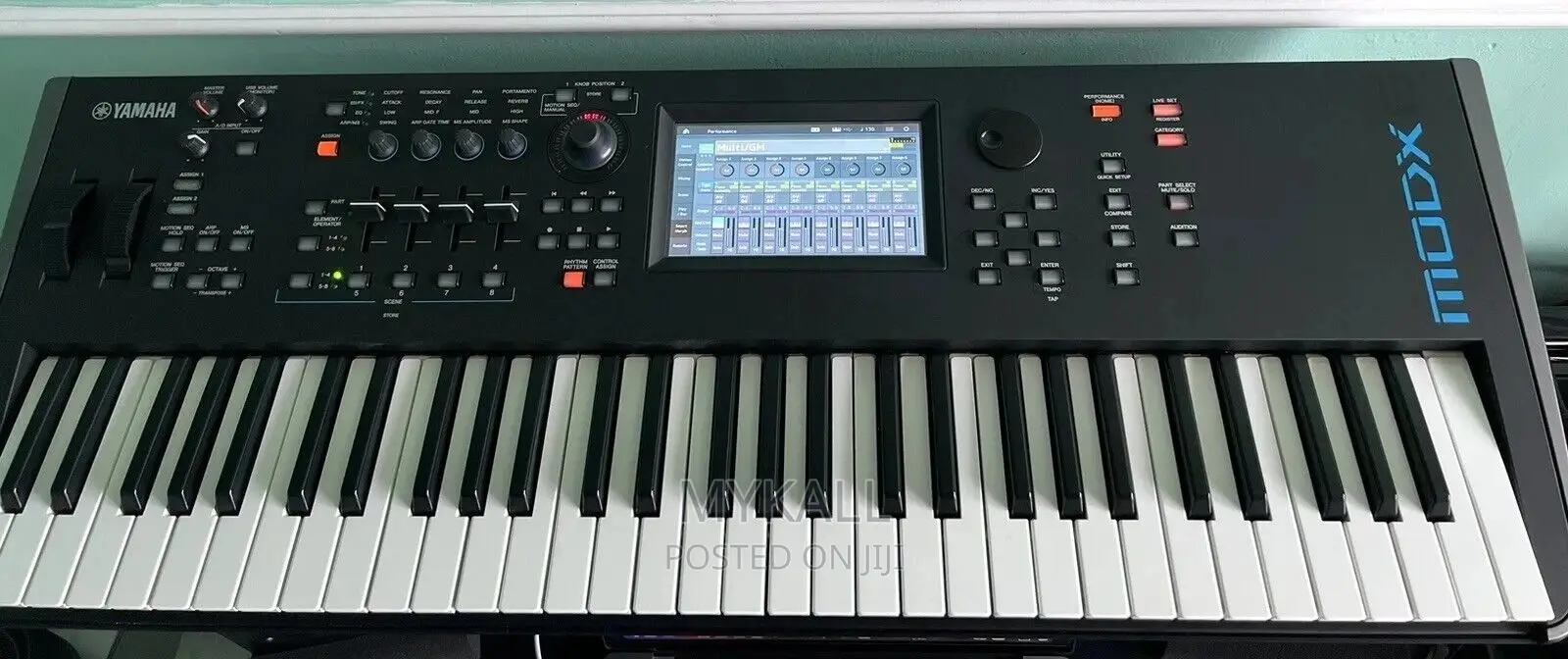 Yamaha MODX 6, 61 Key Synthesiser.
