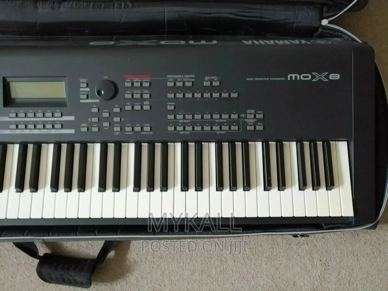 Yamaha Mox8 88keys Keyboard