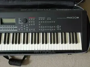 Yamaha Mox8 88keys Keyboard