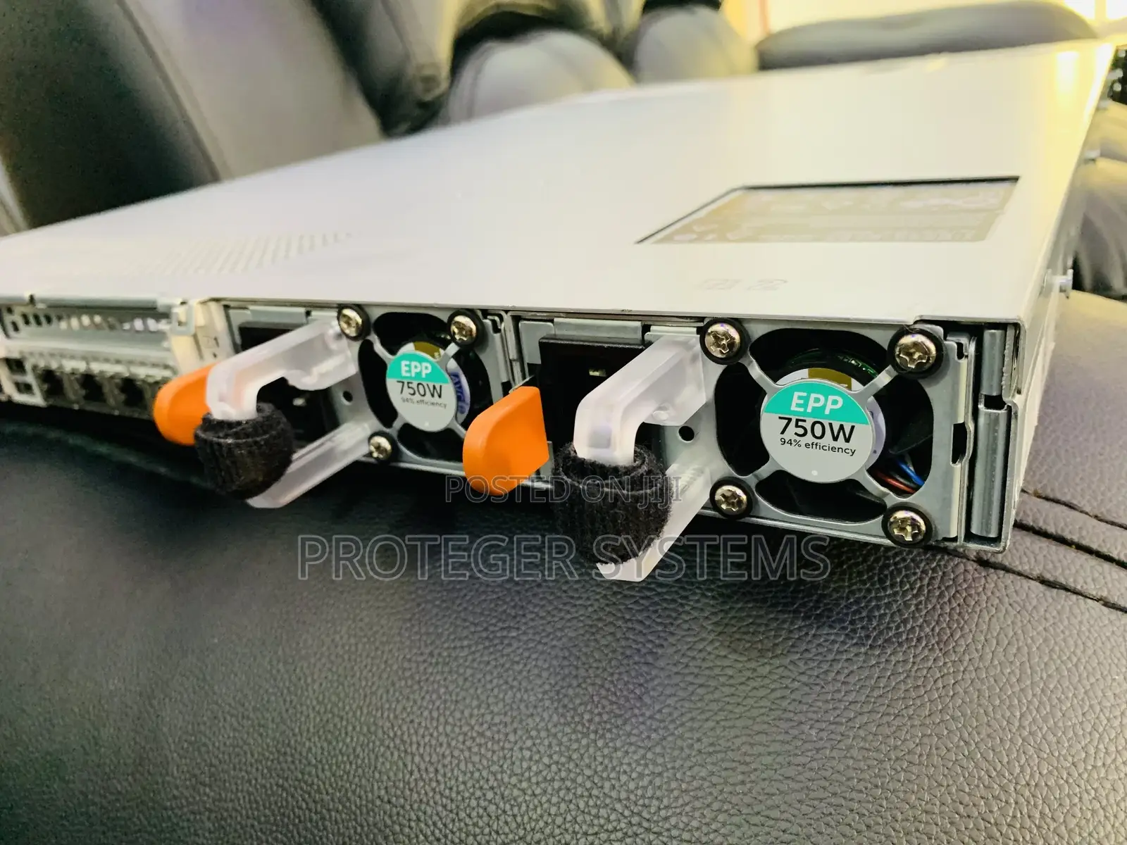 New Server Dell Poweredge R630 64GB Intel Xeon HDD 640GB