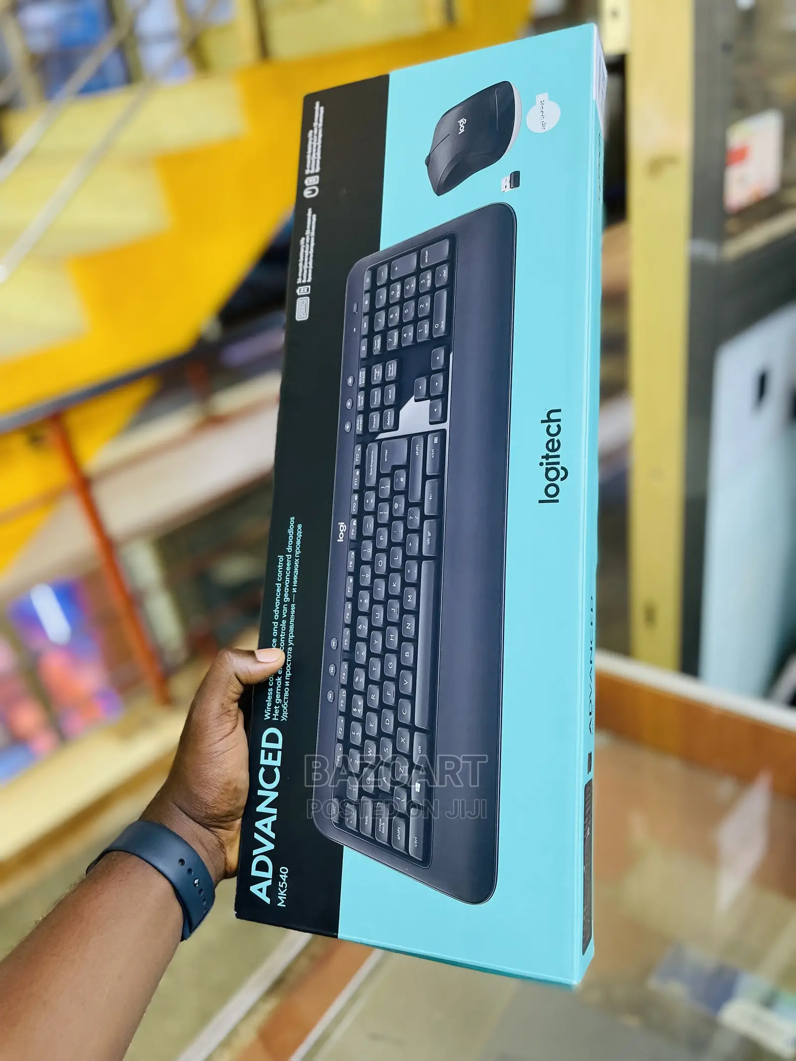 Logitech Advanced MK540 Keyboard and Mouse Wireless Combo