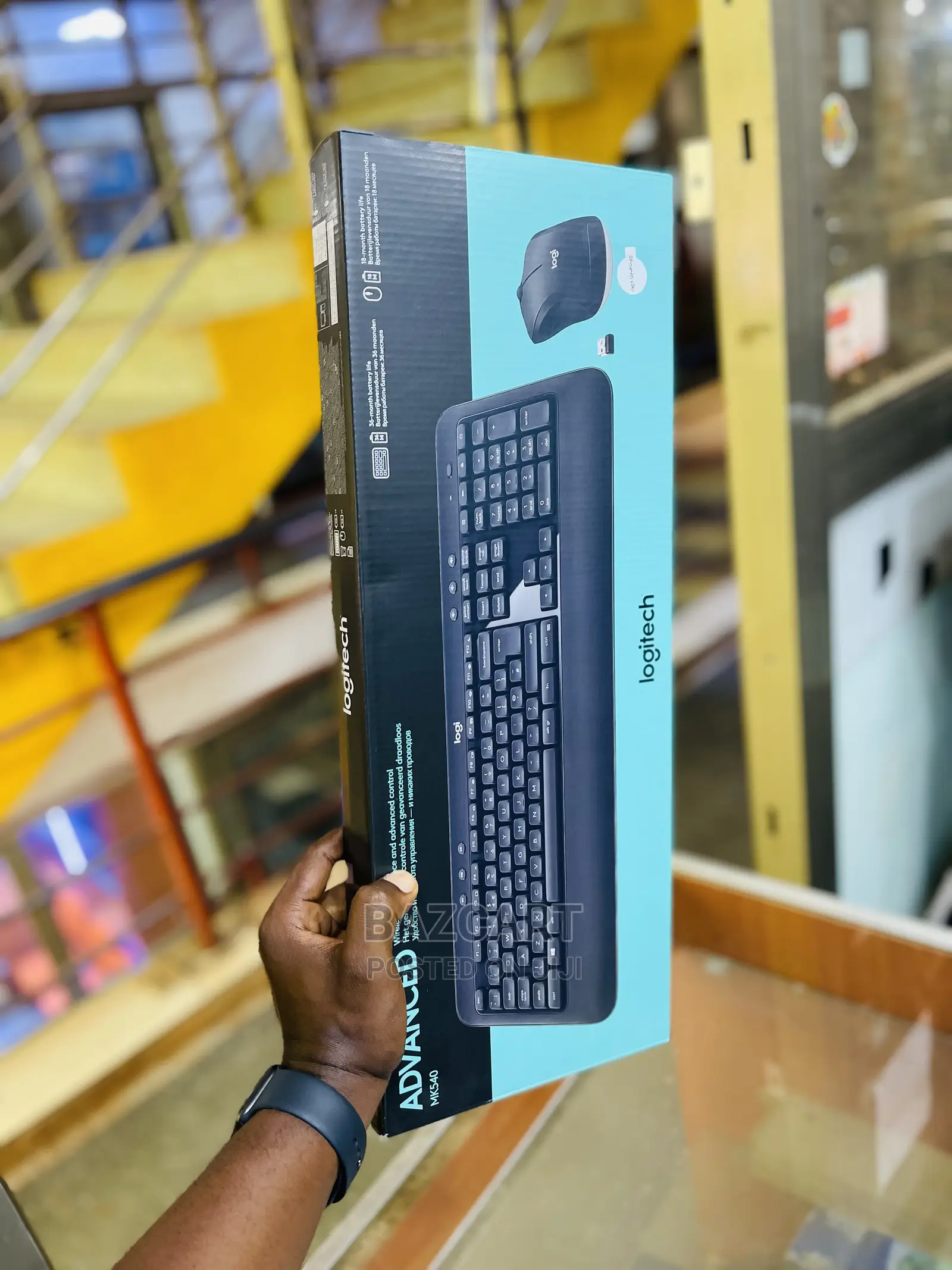 Logitech Advanced MK540 Keyboard and Mouse Wireless Combo