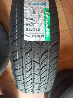 Tyre 215/70r16