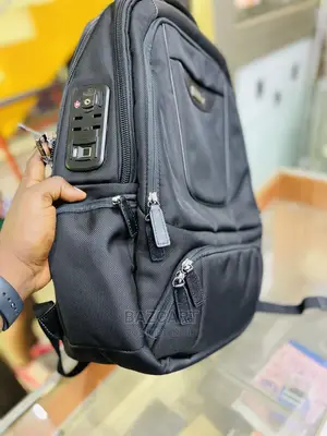 Numinous London Backpack With Fingerprint and Powebank
