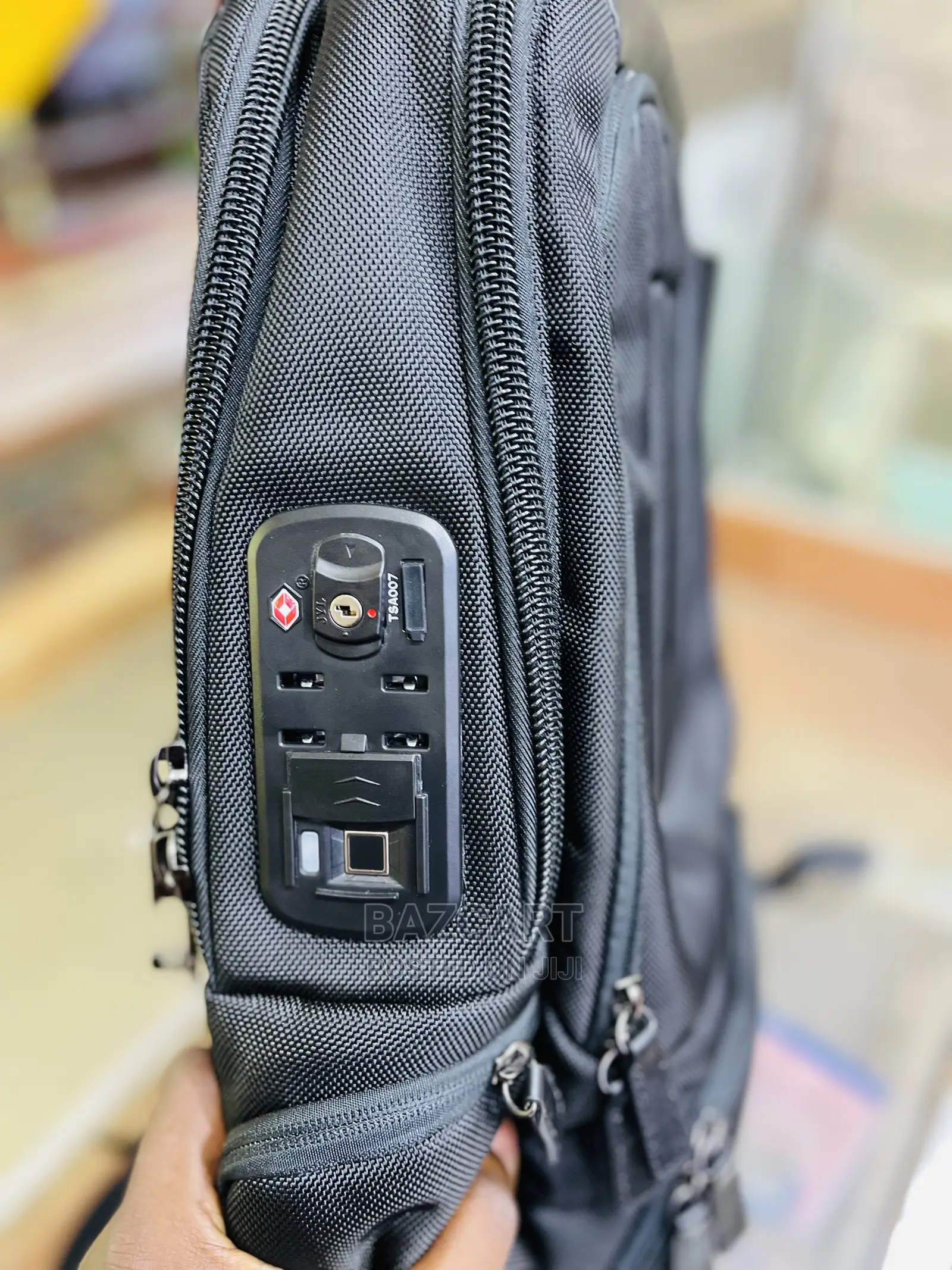 Numinous London Backpack With Fingerprint and Powebank