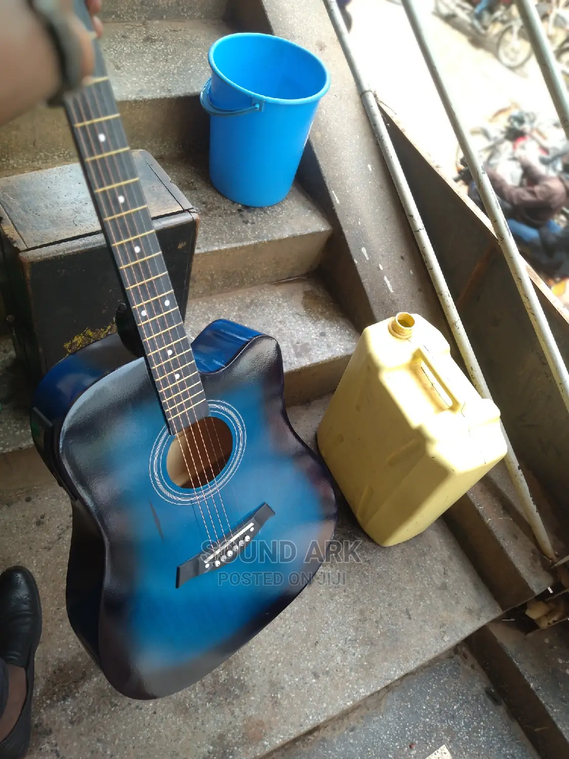 Acoustic Guitar