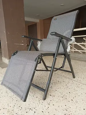 Inclining Chair