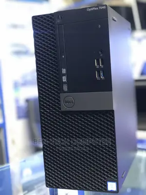 Desktop Computer Dell OptiPlex 7040 4GB Intel Core I7 HDD 500GB