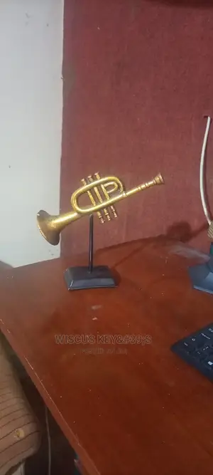 Trumpet Statue