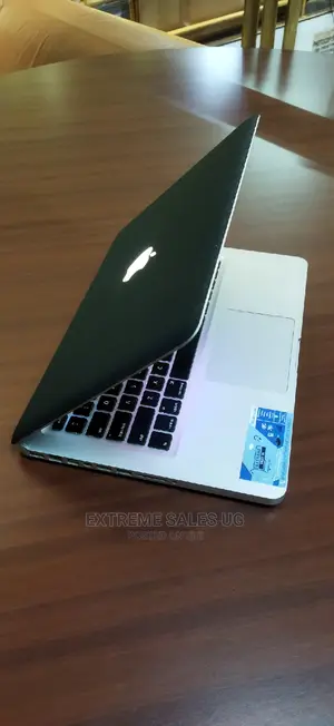 Laptop Apple MacBook Pro 2011 3GB Intel Core I5 HDD 256GB