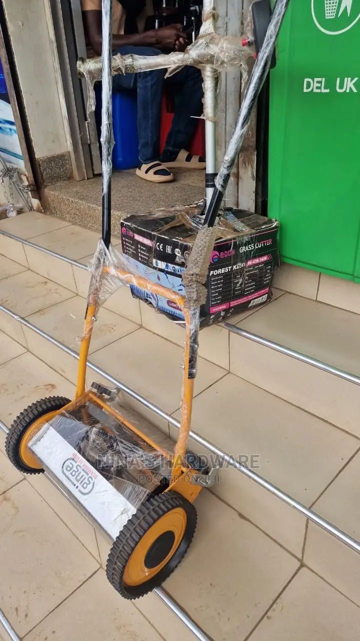 Manual Lawnmower