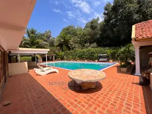 3bdrm House in Mbuya, Central Division for Rent