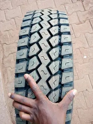 Tyres 215/75r17.5