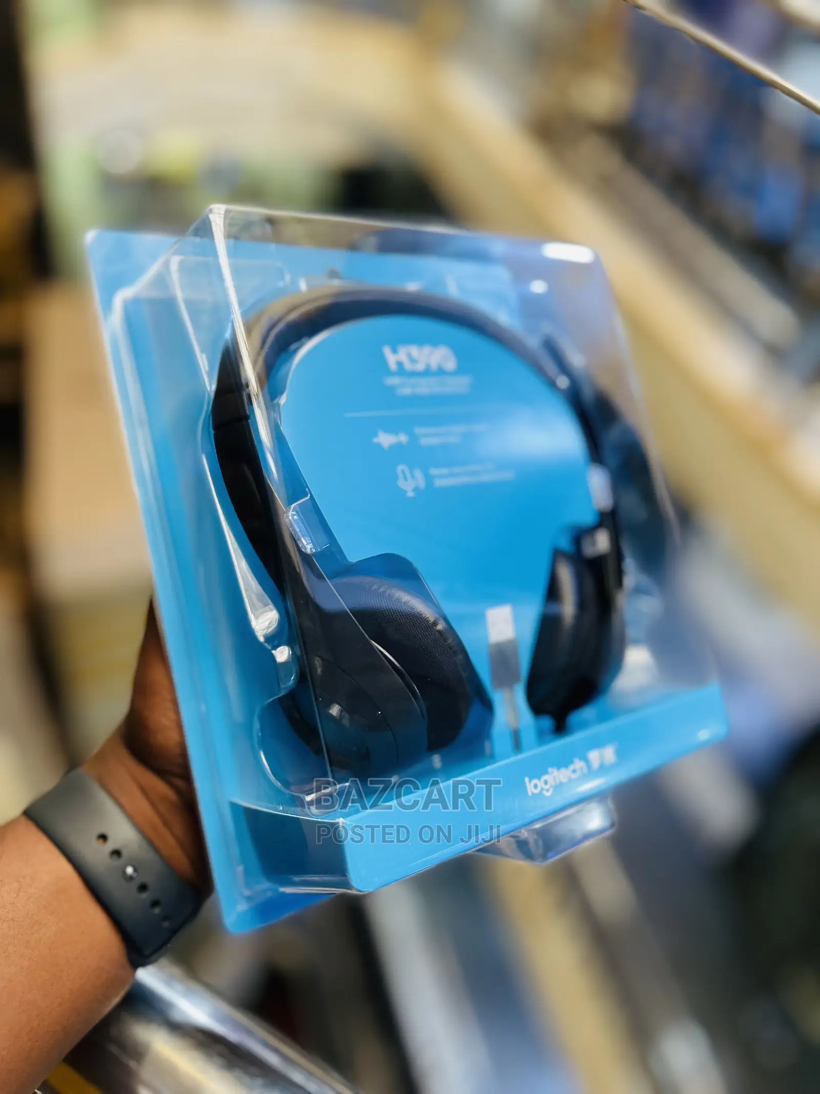 Logitech H390 Usb Headphone With Noise Cancellation Mic