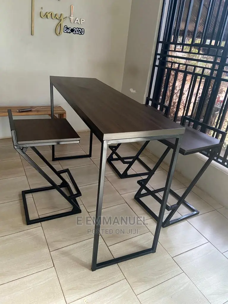 Bar Table and Chair
