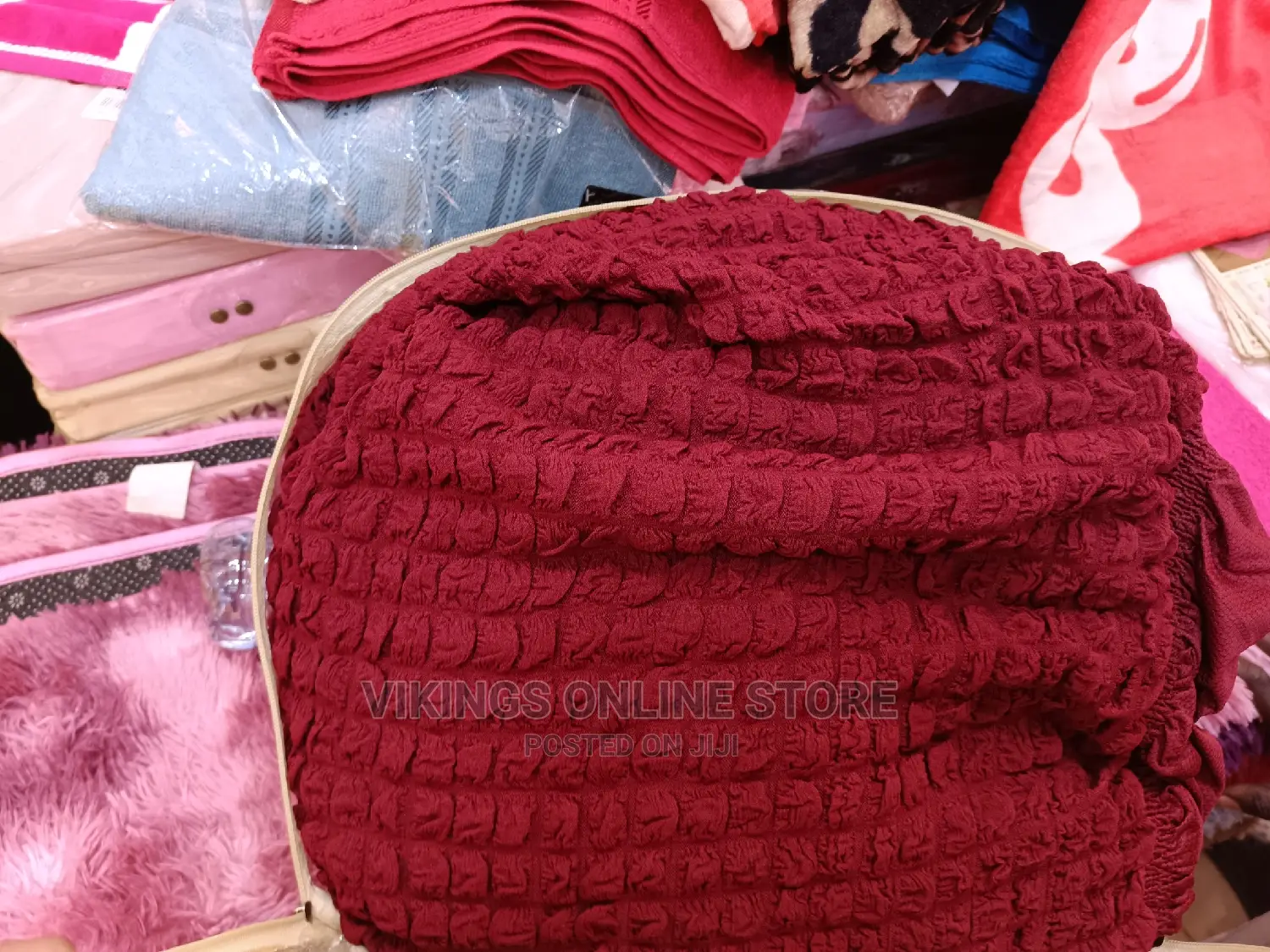 3:2:1:1 Seven Seater Maroon Sofa Covers