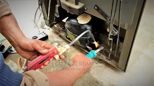 Fridge Repairing Mechanic and Technician Available