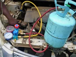 AC Gas Refilling for Cars