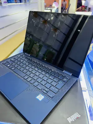Laptop HP EliteBook 1030 8GB Intel Core I3 SSD 512GB
